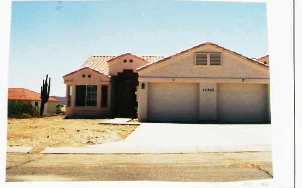 16305 E Desert Sage Dr in Fountain Hills, AZ - Foto de edificio