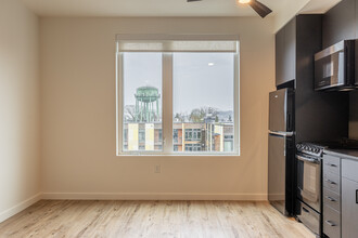 Nomad Apartments in Portland, OR - Foto de edificio - Interior Photo