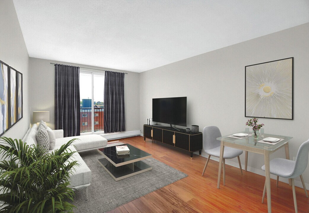 The Frontenac in Kingston, ON - Building Photo