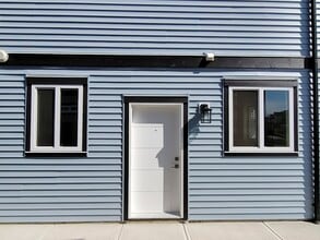 566 Menzies Ridge Dr in Nanaimo, BC - Building Photo - Building Photo