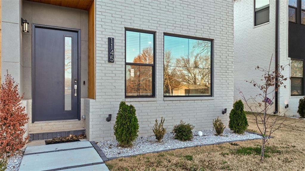 1145 NE Monroe St in Bentonville, AR - Building Photo