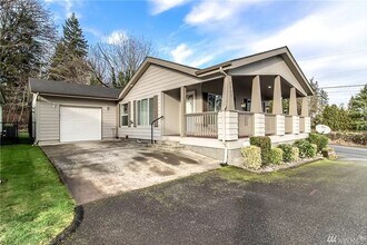 9604 S Fruitland in Puyallup, WA - Building Photo - Building Photo
