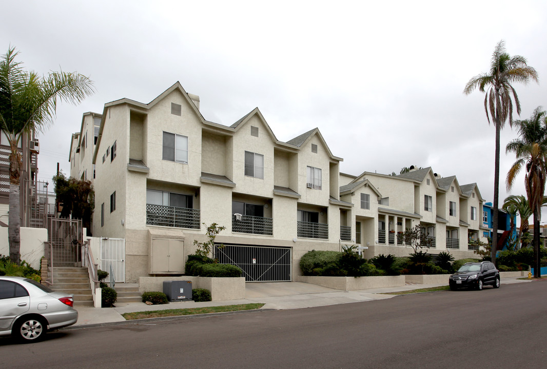 Park Place Garden in San Diego, CA - Building Photo