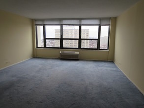 5100 N Marine Dr, Unit 23C in Chicago, IL - Building Photo - Building Photo