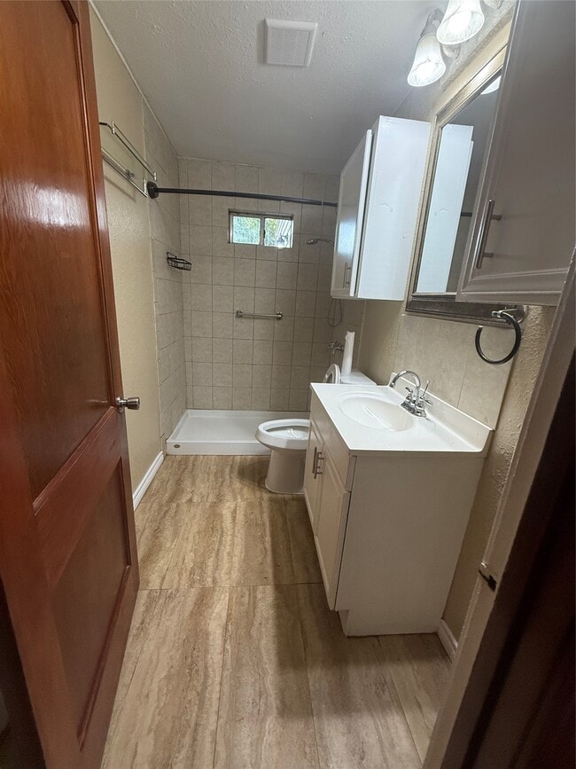 property at 4614 44th St