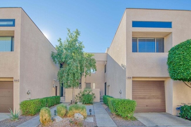property at 867 Village Square N