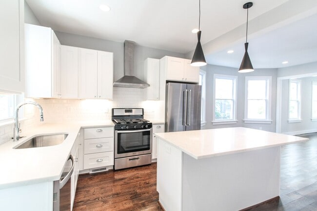 property at 1267 Monroe St NE