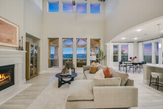 2610 Sunset Vista Cir in Briarcliff, TX - Building Photo - Building Photo