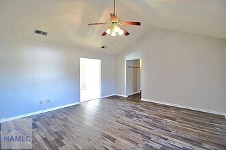 942 Gulfstream Rd, Unit 103 in Hinesville, GA - Foto de edificio - Building Photo