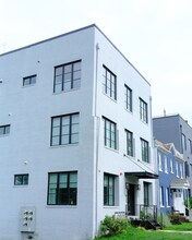 225 20th St NE in Washington, DC - Building Photo - Building Photo