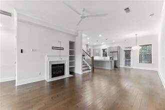 1394 Doublegate Dr in Brookhaven, GA - Building Photo - Building Photo