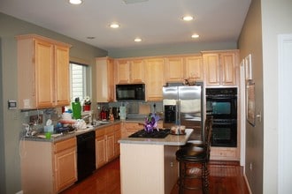 13632 Flying Squirrel Dr, Unit 1791 in Herndon, VA - Foto de edificio - Building Photo