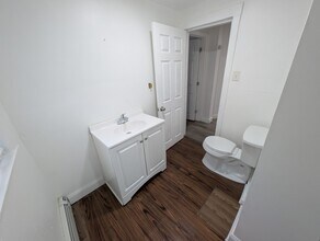 439 Riverside Dr in Lawrence, MA - Foto de edificio - Building Photo