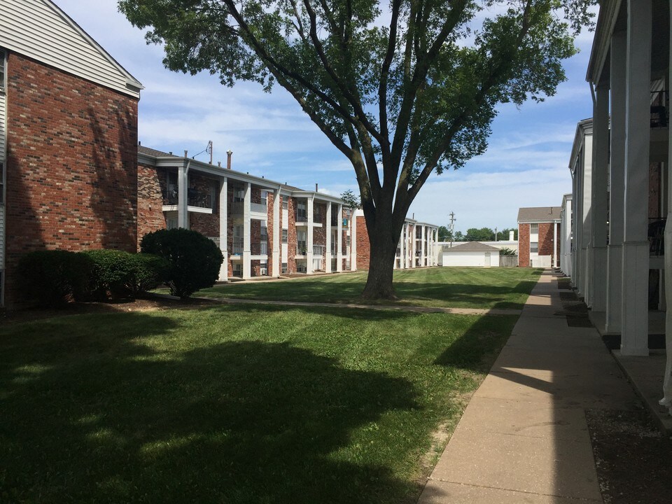 The Avenues At East Moline Apartments East Moline Il Apartments