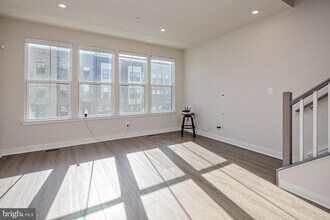 1920 Four Roses St in Dundalk, MD - Building Photo - Building Photo