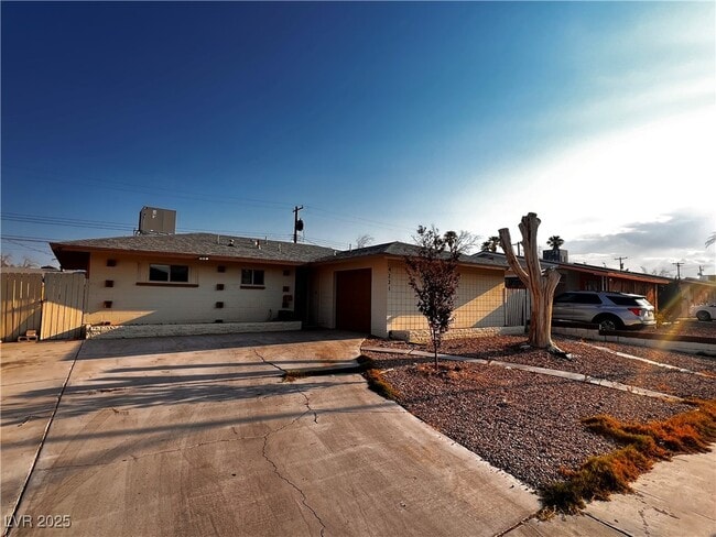 property at 4221 El Conlon Ave
