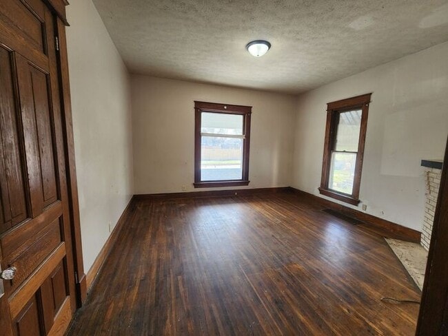 1018 6th Ave in Terre Haute, IN - Building Photo - Building Photo