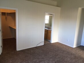 79 S Babbling Brook Way in Nampa, ID - Building Photo - Building Photo