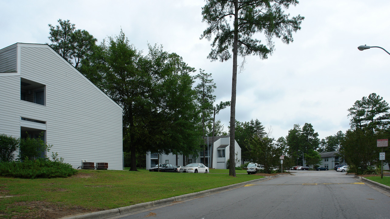 Cumberland Gardens Apartments in Spring Lake, NC - Building Photo