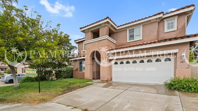 807 Via Bahia in San Marcos, CA - Foto de edificio - Building Photo