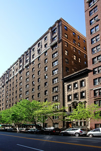 320 W 86th St in New York, NY - Foto de edificio - Building Photo