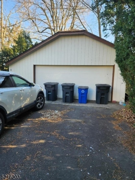 10 Almira St in Bloomfield, NJ - Building Photo - Building Photo