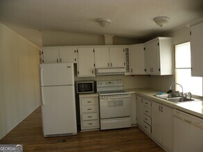 297 Bell Acres Rd in Maysville, GA - Building Photo - Building Photo