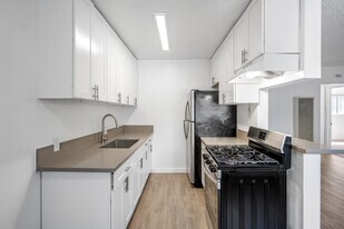 3932 Sepulveda Blvd in Culver City, CA - Building Photo
