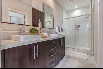7777 Stylus Dr in San Diego, CA - Building Photo - Building Photo