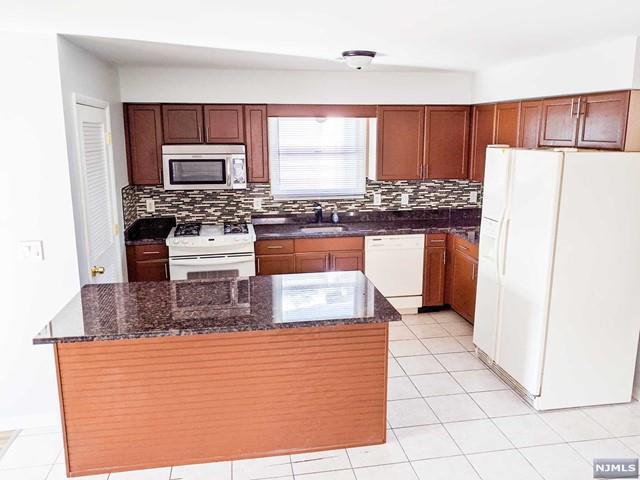 10 Elm Ct, Unit 2