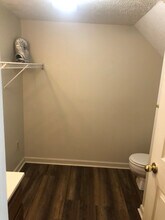 108 Manna Dr in Richmond, KY - Foto de edificio - Building Photo