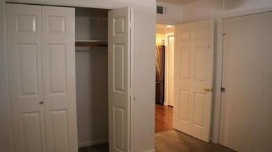 3591 Quail Lakes Dr in Stockton, CA - Building Photo - Building Photo