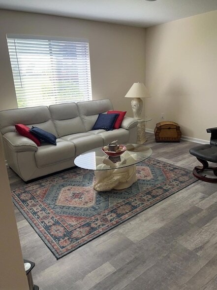 5403 SE Miles Grant Rd, Unit 108 in Stuart, FL - Building Photo - Building Photo