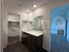 3060 Stratford Wy in Heartland, TX - Building Photo - Building Photo