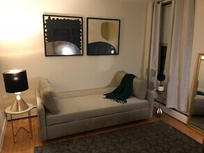 1880 Commonwealth Ave, Unit 16 in Boston, MA - Building Photo - Building Photo