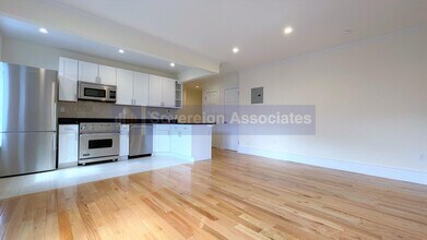 289 Convent Ave in New York, NY - Building Photo - Building Photo