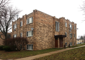 1115 N Boxwood Dr Apartments