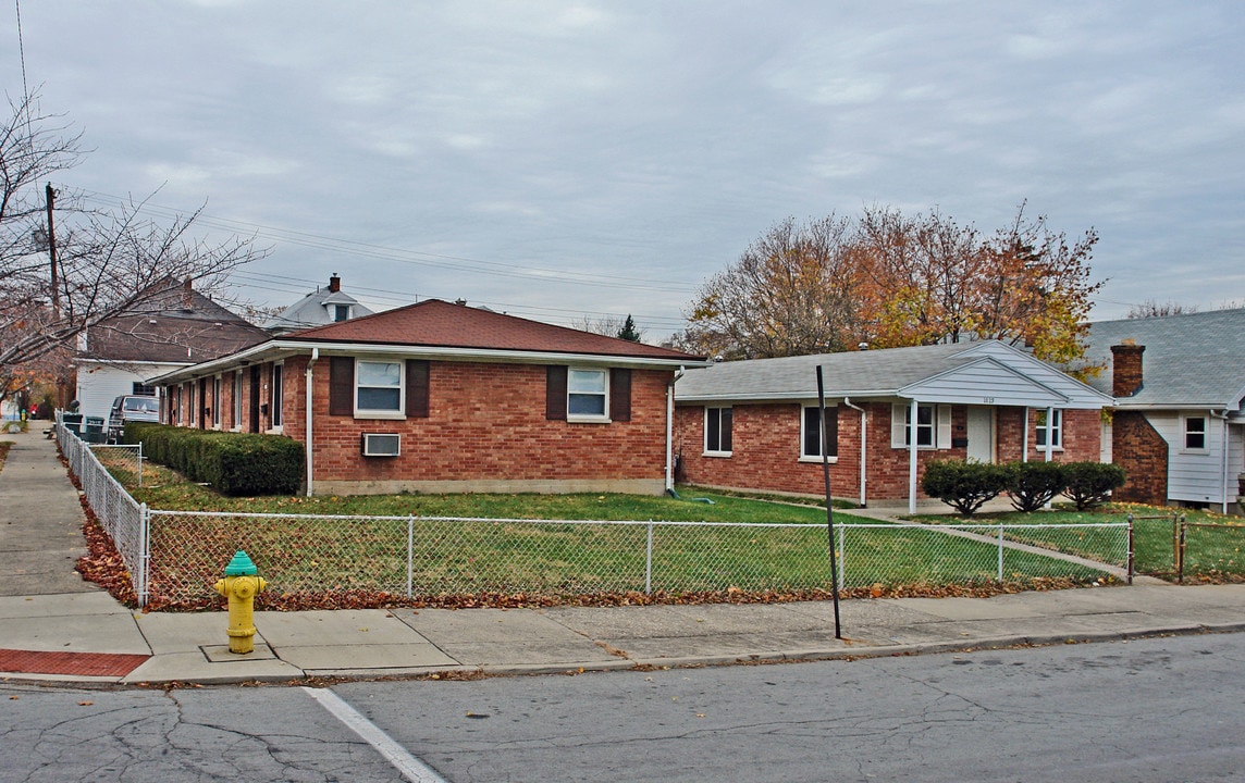 1029 Pursell Ave in Dayton, OH - Foto de edificio