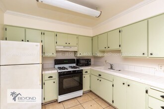 4885 Cole St in San Diego, CA - Building Photo - Building Photo
