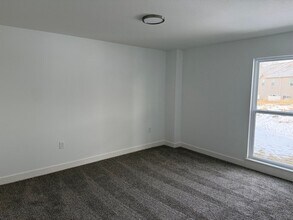 3814 NW 93rd St in Kansas City, MO - Building Photo - Building Photo