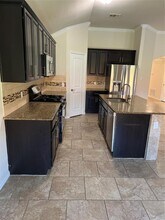 300 Briar Park Dr in Georgetown, TX - Building Photo - Building Photo