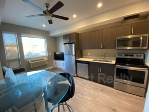 925-925 Leon Ave in Kelowna, BC - Building Photo - Building Photo