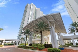 1241 Riverside Dr in Holly Hill, FL - Building Photo - Building Photo