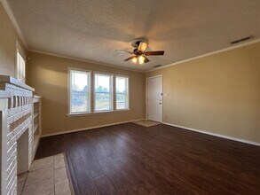 2401 21st St in Lubbock, TX - Building Photo - Building Photo