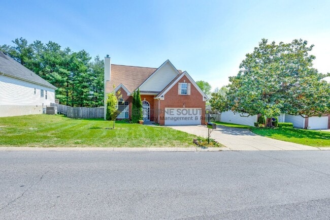 2104 Loudenslager Dr in Thompson's Station, TN - Building Photo - Building Photo