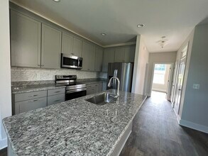 1036 Abbott St in Mebane, NC - Building Photo - Building Photo