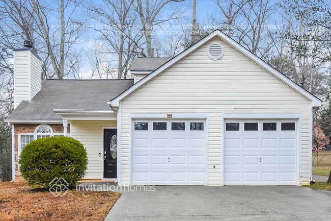 property at 102 Hillcrest Dr