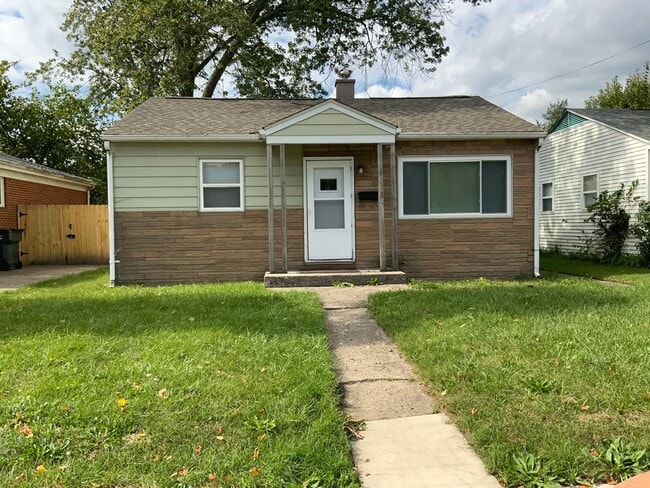 property at 2013 S Olive St