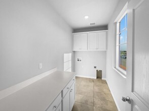 8416 Tapies Way in Elk Grove, CA - Building Photo - Building Photo