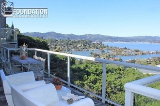 22 Red Hill Cir in Tiburon, CA - Building Photo - Building Photo